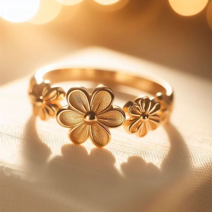 Celeste Halo Ring