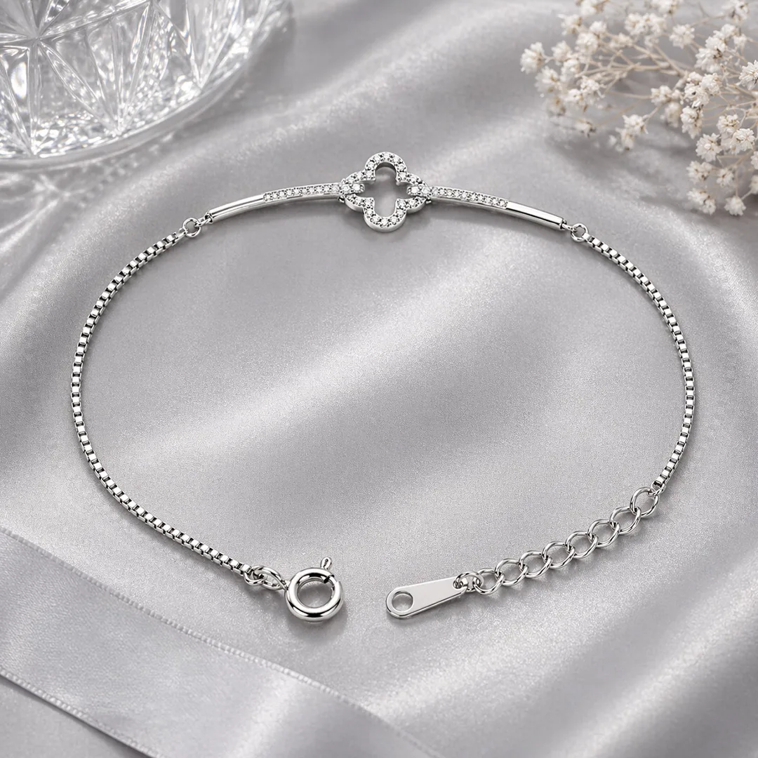 Clover Charm Bar Bracelet