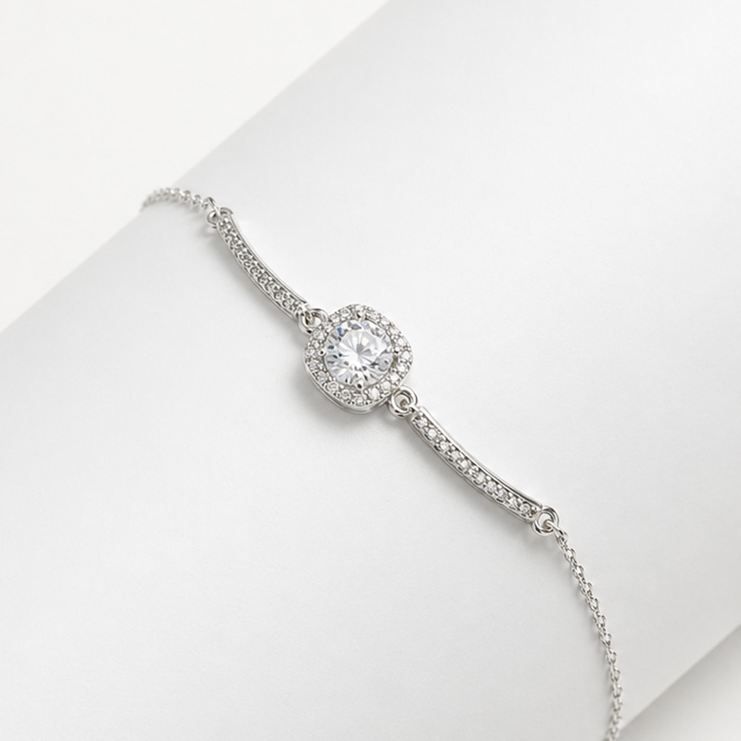 Aveline Solitaire Halo Bar Bracelet