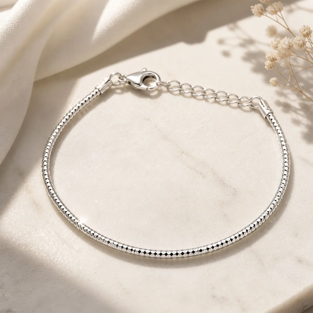 Stardust Silver Diamond-Cut Snake Chain Bracelet