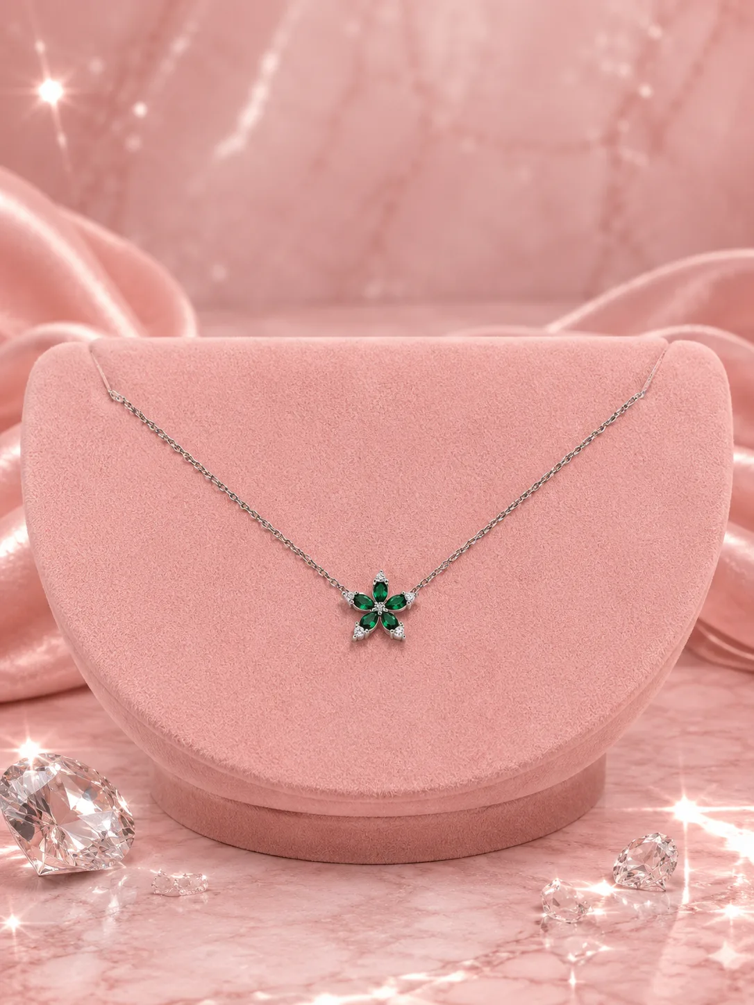 Verde Emerald Star Blossom Necklace & Earring Set