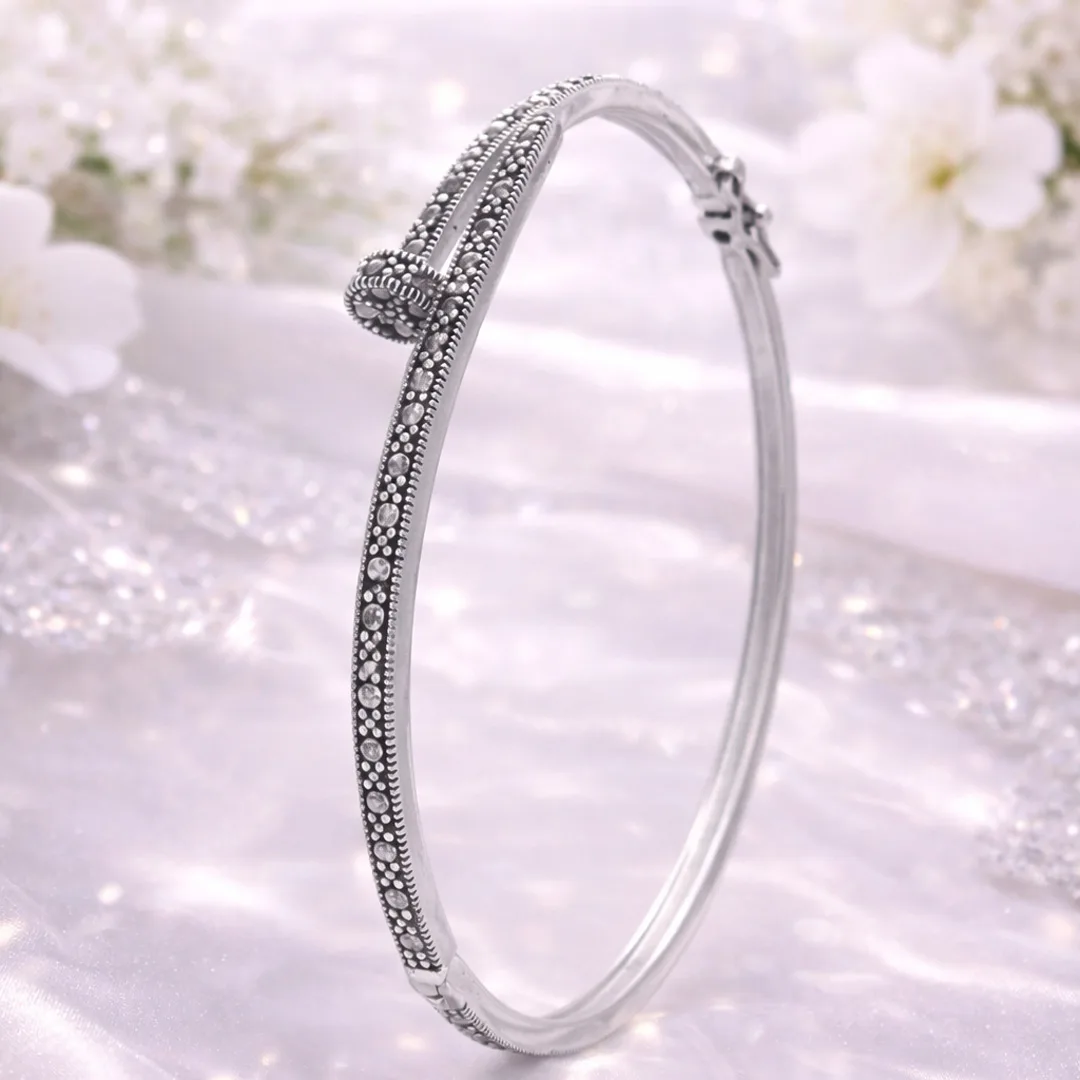 Antiqua Oxidized Studded Bracelet
