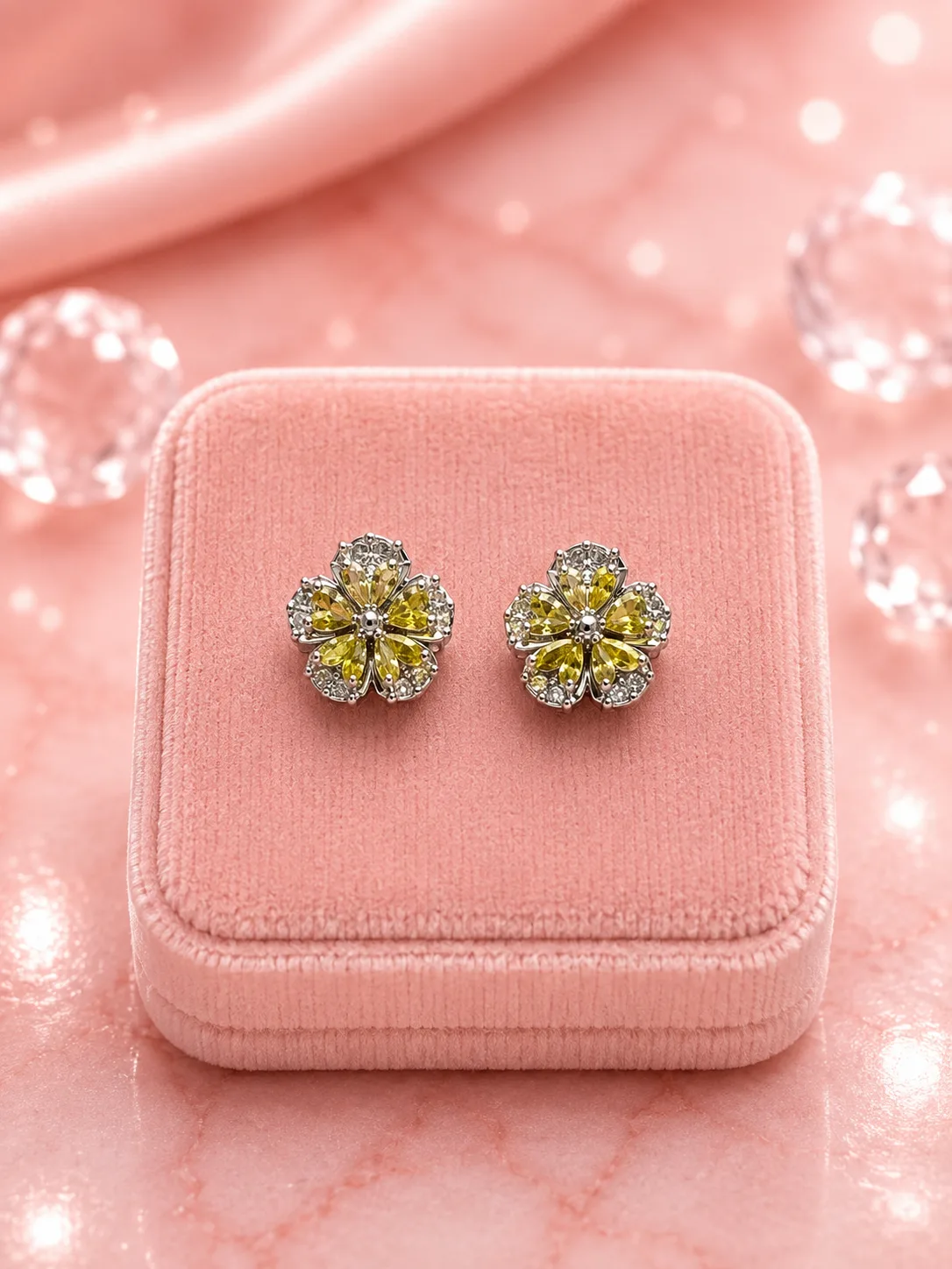 Sunflora Citrine Floral Halo Necklace & Earring Set
